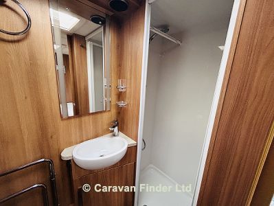 Swift Conqueror 565 2014 (Trade) image 11