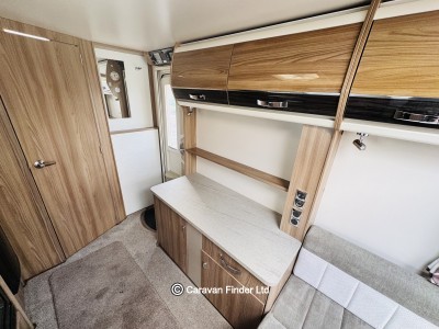 Swift Conqueror 480 2018 (Trade) image 8