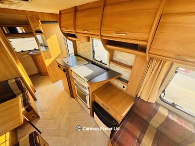 Swift Charisma 560 2002 (Trade) image 7