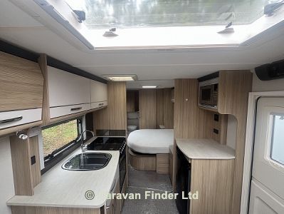 Coachman Vision 575 2017 (Trade) image 6