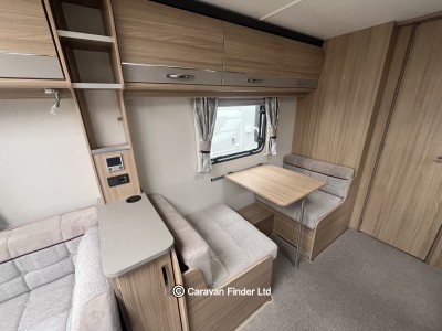 Coachman Pastiche 520 2018 (Trade) image 5