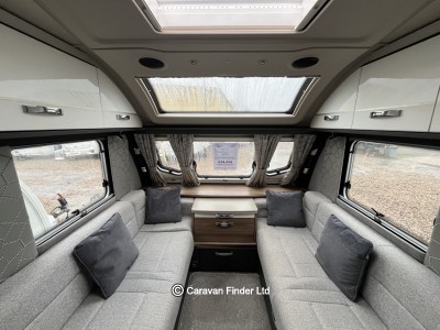 Swift Conqueror 560 2022 (Trade) image 4