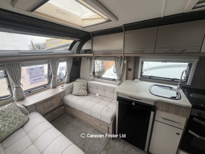 Coachman Acadia 565 2022 (Trade) image 3