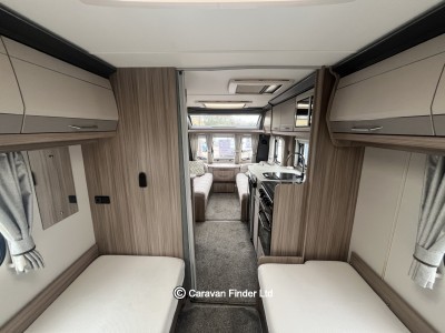 Coachman Acadia 565 2022 (Trade) image 9
