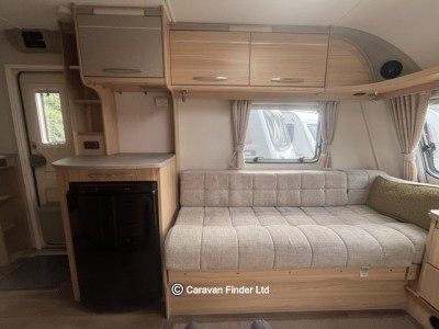 Coachman Vision 380 2015 (Trade) image 6