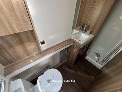 Swift Challenger X 880 2021 (Trade) image 10