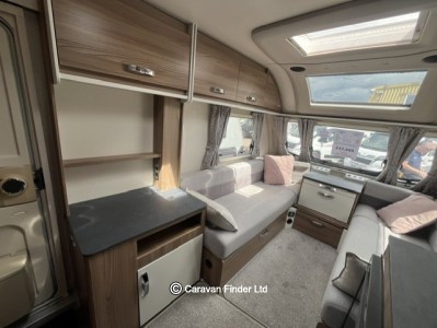 Swift Vogue 480 2022 (Trade) image 6