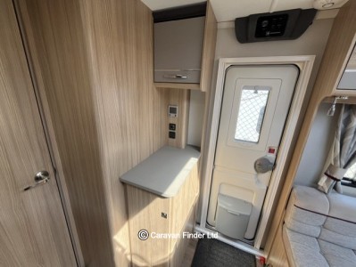 Coachman Pastiche 545 2018 (Trade) image 7