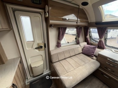 Swift Challenger Hi-Style 560 2018 (Trade) image 5