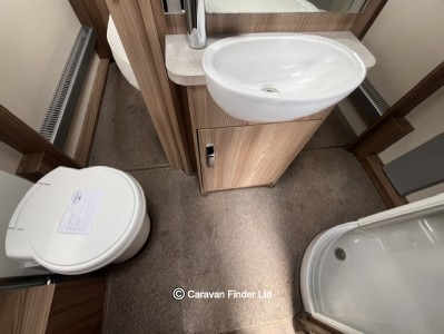 Swift Challenger Hi-Style 560 2018 (Trade) image 7