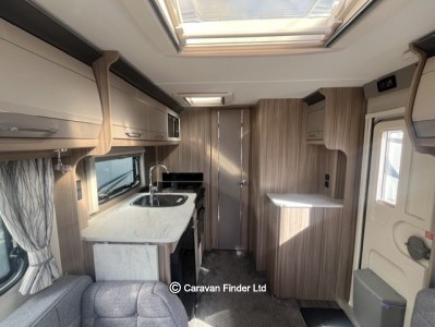 Coachman Acadia 545 2022 (Trade) image 8