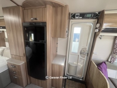 Swift Conqueror 645 2018 (Trade) image 5
