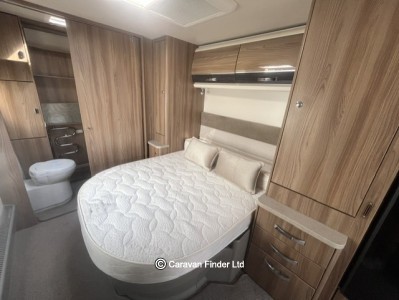 Swift Conqueror 645 2018 (Trade) image 9