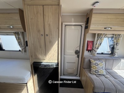 Elddis Xplore 574 2017 (Trade) image 12