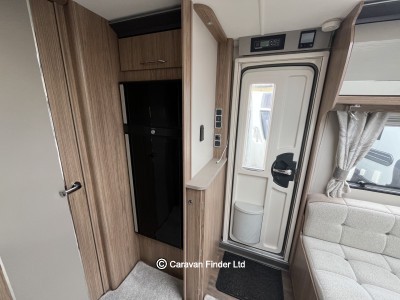 Coachman Laser 665 2019 (Trade) image 5