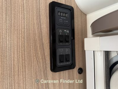 Bailey Phoenix Plus 644 2022 (Trade) image 8