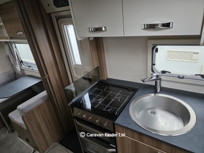 Swift Sprite Major 6 TD Vogue 590 TD 2022 (Trade) image 7