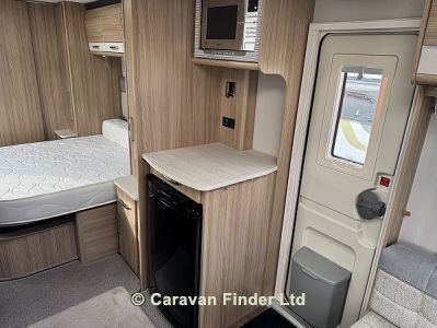Coachman Vision 575 2018 (Trade) image 8