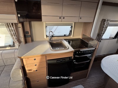 Elddis Affinity 554 2017 (Trade) image 7