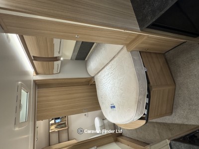 Bailey Phoenix Plus 644 2022 (Trade) image 11