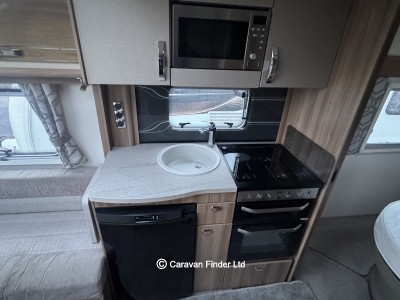 Swift Challenger 580 2018 (Trade) image 6