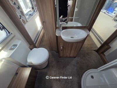 Swift Challenger 560 