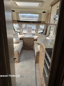 Swift Challenger 635 