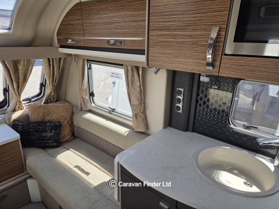 Swift Eccles 645 2019 (Trade) image 3