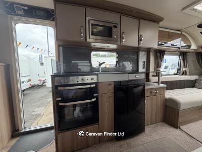 Swift Conqueror 530 2016 (Trade) image 9