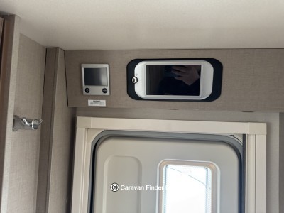 Swift Challenger 590 