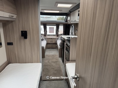 Coachman Acadia 565 2020 (Trade) image 12