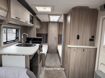Coachman Acadia 565 2020 (Trade) image 5