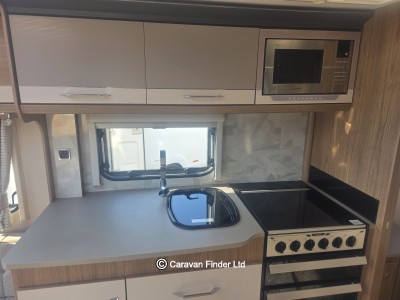 Coachman VIP 675 2018 (Trade) image 6