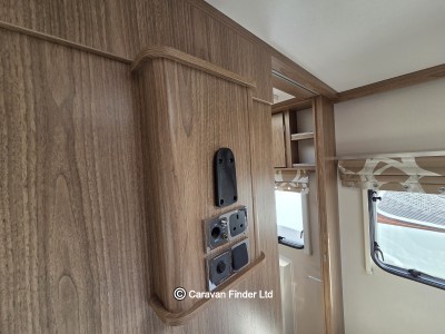 Coachman VIP 545 2016 (Trade) image 12