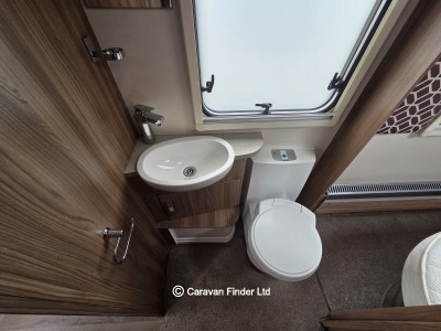 Swift Conqueror 650 2018 (Trade) image 10