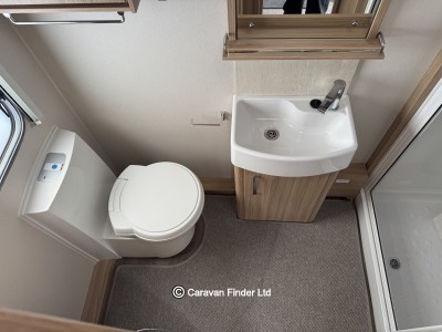 Coachman Vision 450 2018 (Trade) image 11
