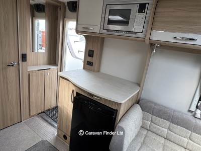 Coachman Vision 450 2018 (Trade) image 7