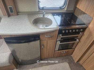 Swift Conqueror 480 2012 (Trade) image 8