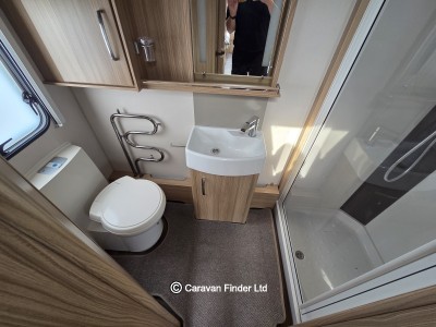 Coachman Pastiche 565 2018 (Trade) image 11