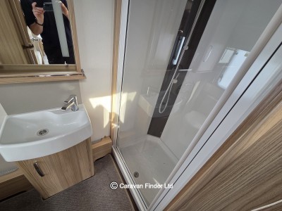 Coachman Pastiche 565 2018 (Trade) image 12