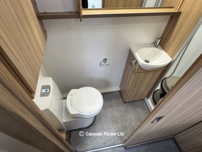 Bailey Phoenix Plus 644 2022 (Trade) image 11