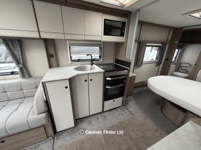 Coachman Acadia 675 Xtra 2025 (Trade) image 7