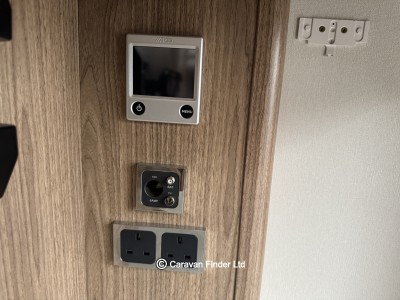 Coachman VIP 575 2016 (Trade) image 9