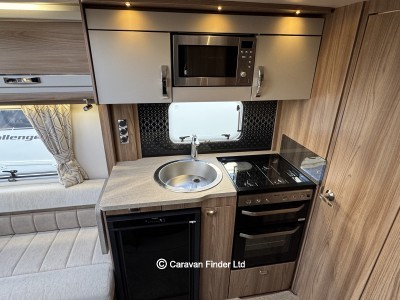 Swift Challenger 560 