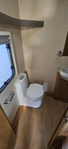 Swift Corniche 19 2010 (Trade) image 9