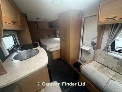 Elddis Majestic 504 2013 (Trade) image 9