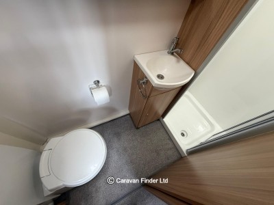 Bailey Phoenix Plus 644 2022 (Trade) image 12