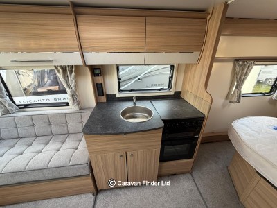 Bailey Phoenix Plus 644 2022 (Trade) image 7