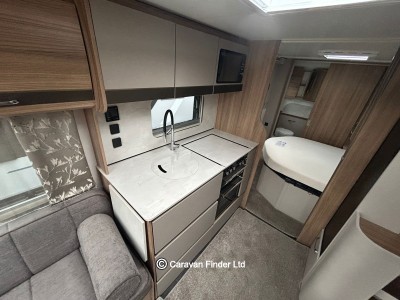 Bailey Unicorn Vigo Deluxe 2025 (Trade) image 4