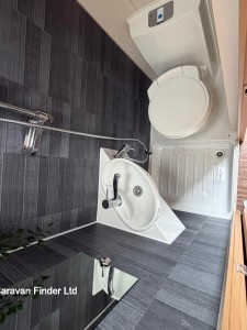 Elddis Xplore 304 2013 (Trade) image 12